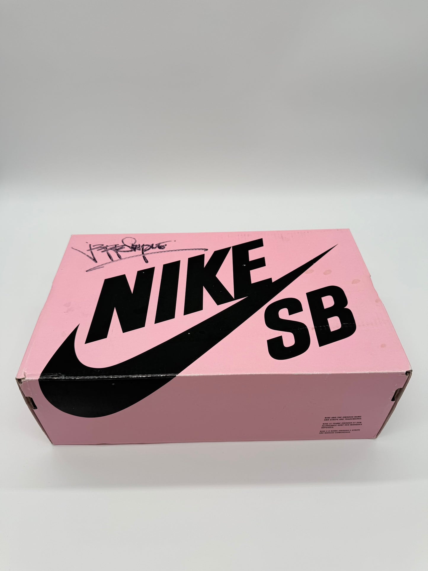 Nike SB Dunk Low Jeff Staple Signed Panda Pigeon