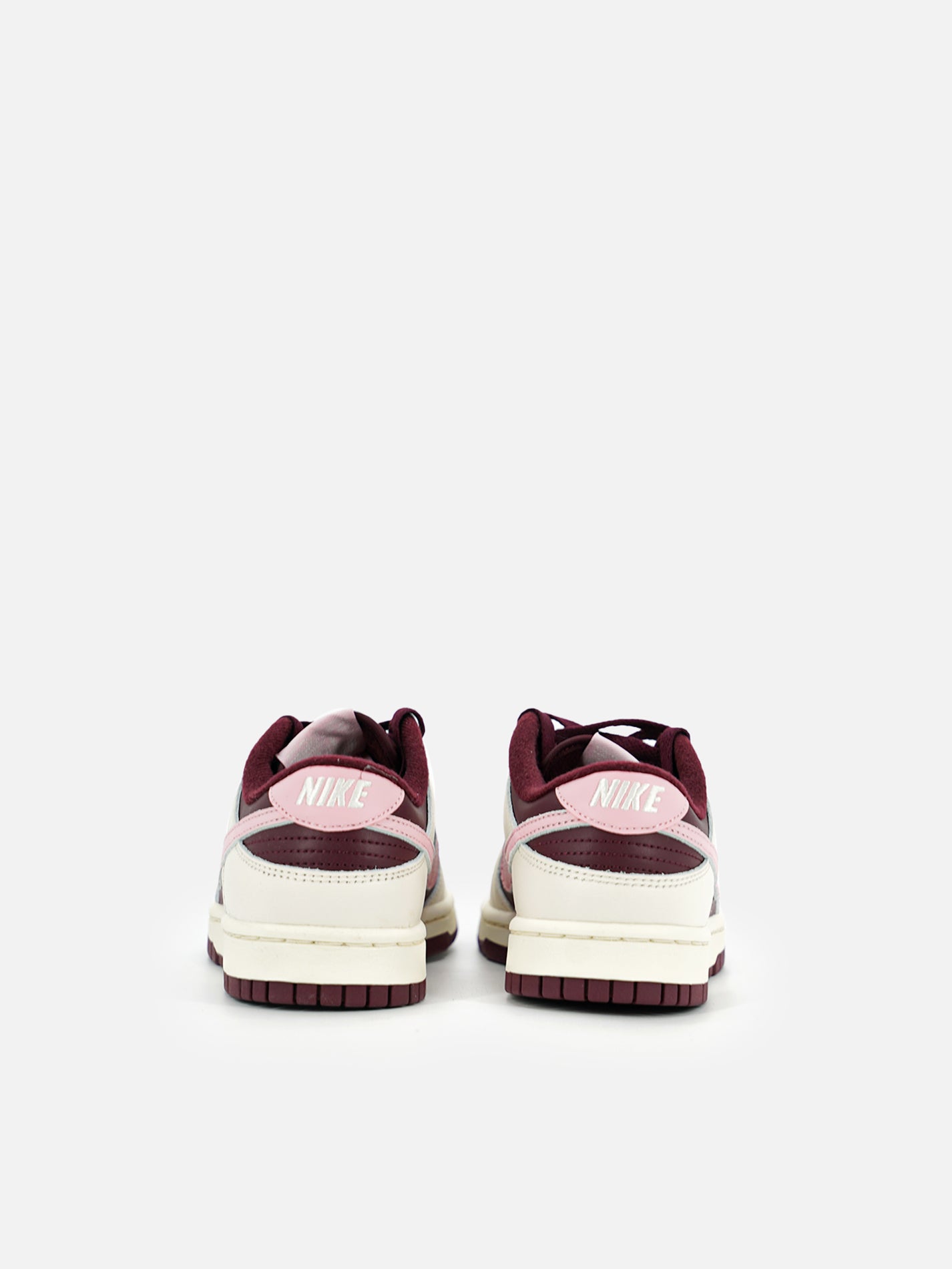 Nike Dunk Low Valentine