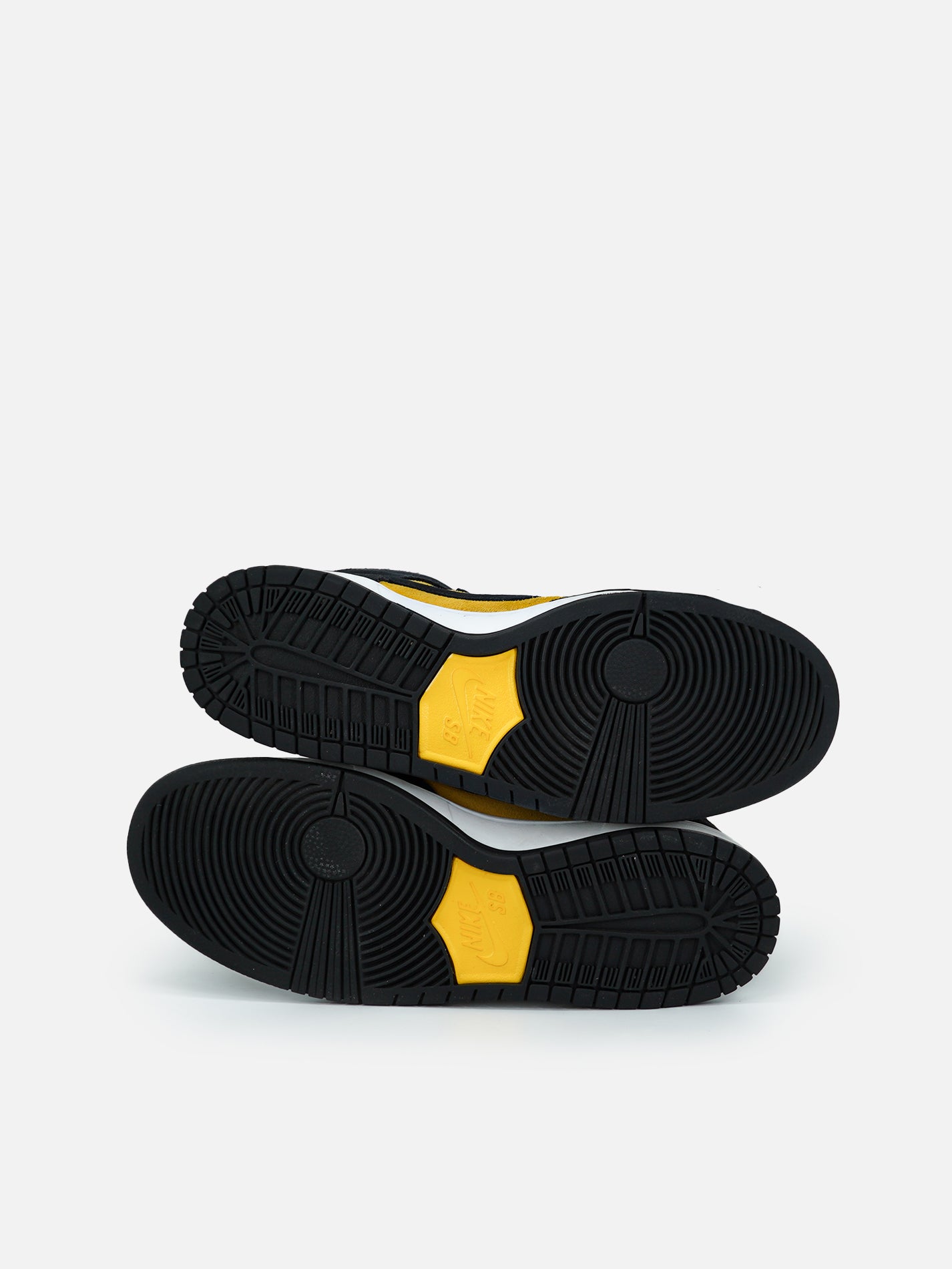 Nike Dunk SB Reverse Goldenrod sample