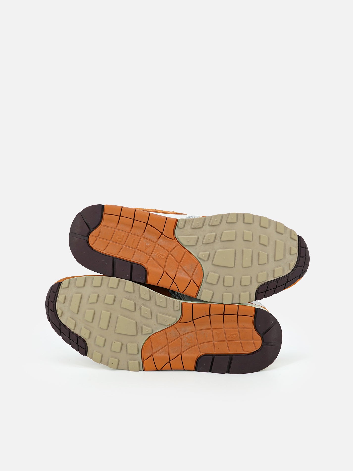 Nike Air Max 1 Patta Wave Monarch