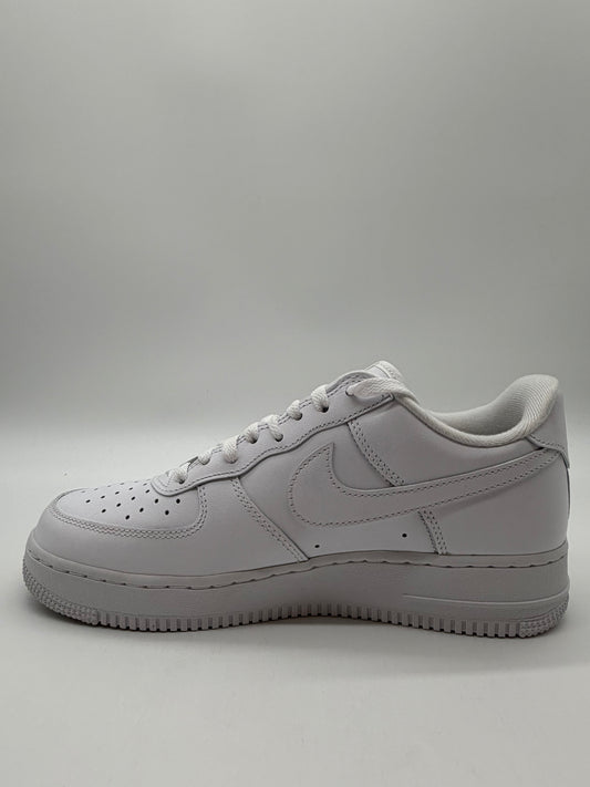 Nike Air Force 1 Low Supreme White