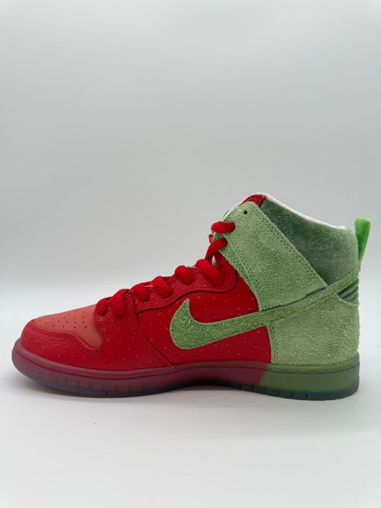 Nike SB Dunk High Strawberry Cough