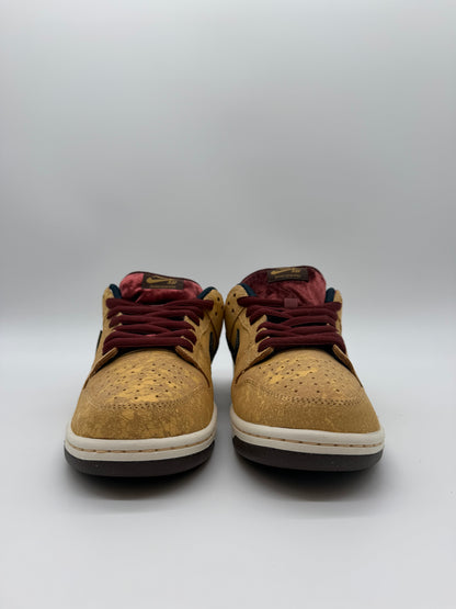 Nike SB Dunk Low City of Cinema