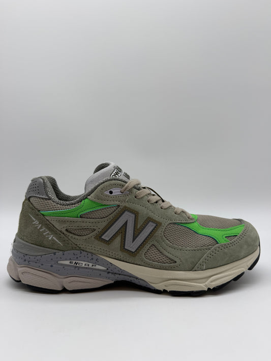 New Balance 990v3 MiUSA Patta Keep Your Family Close
