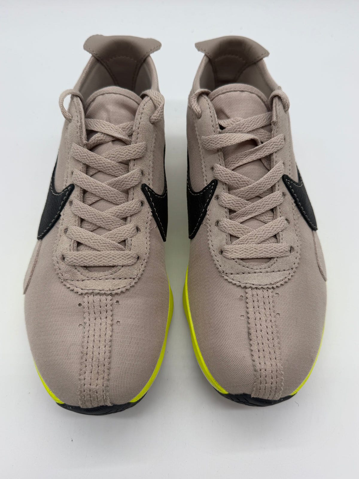 Nike Moon Racer String