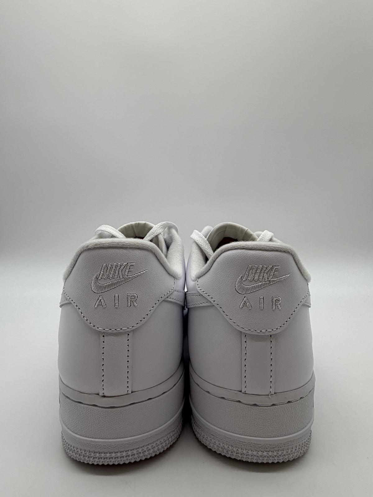 Nike Air Force 1 Low Supreme White