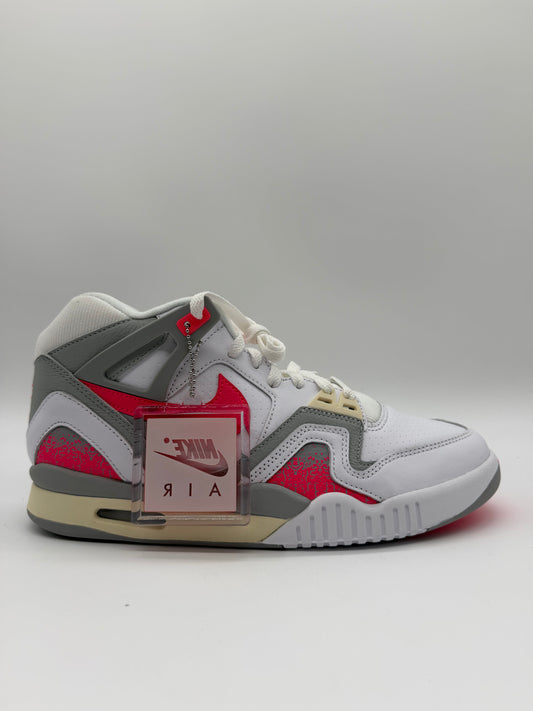 Nike Air Tech Challenge II