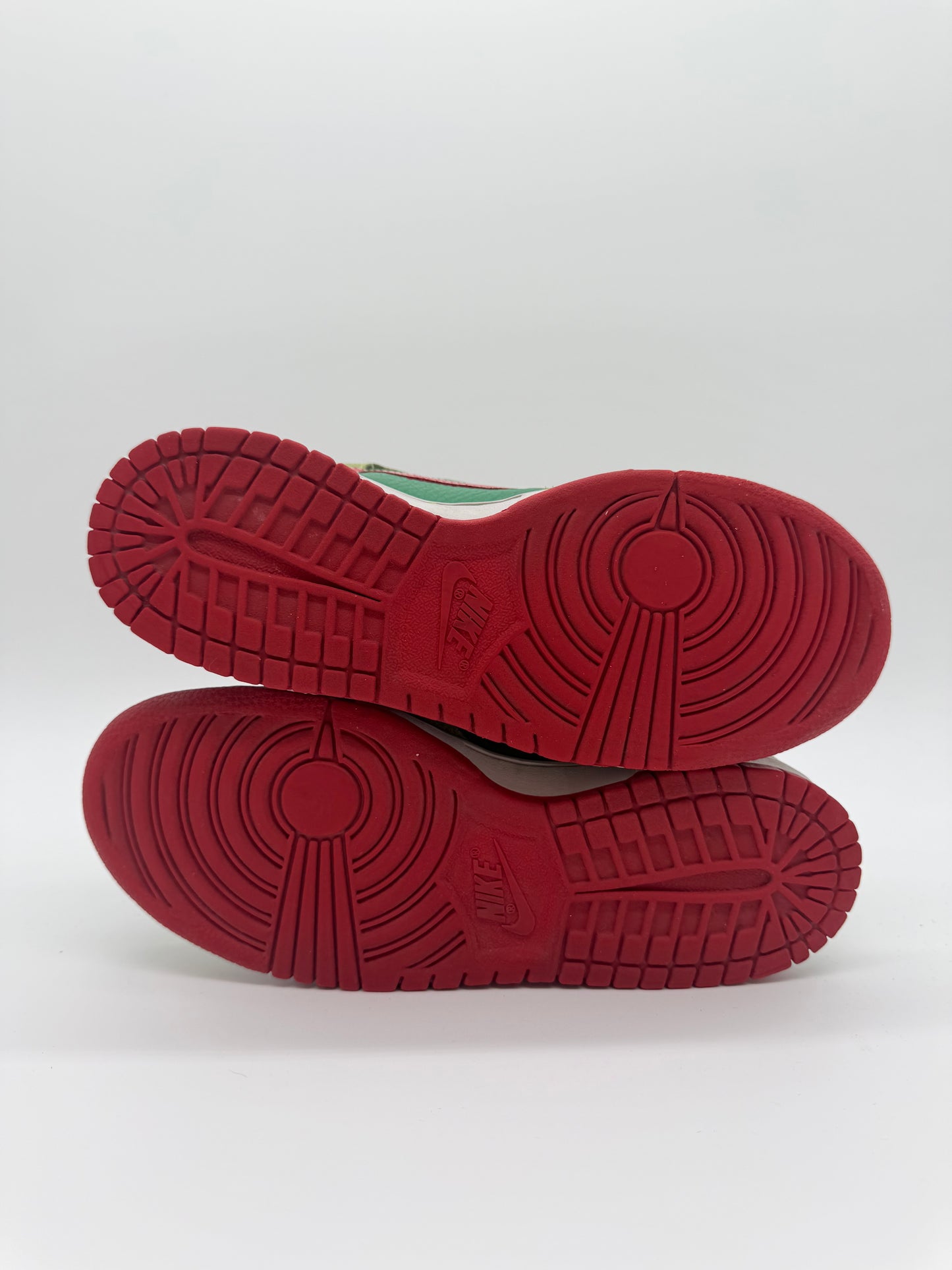 Nike SB Dunk High Pro Dr. Feelgood