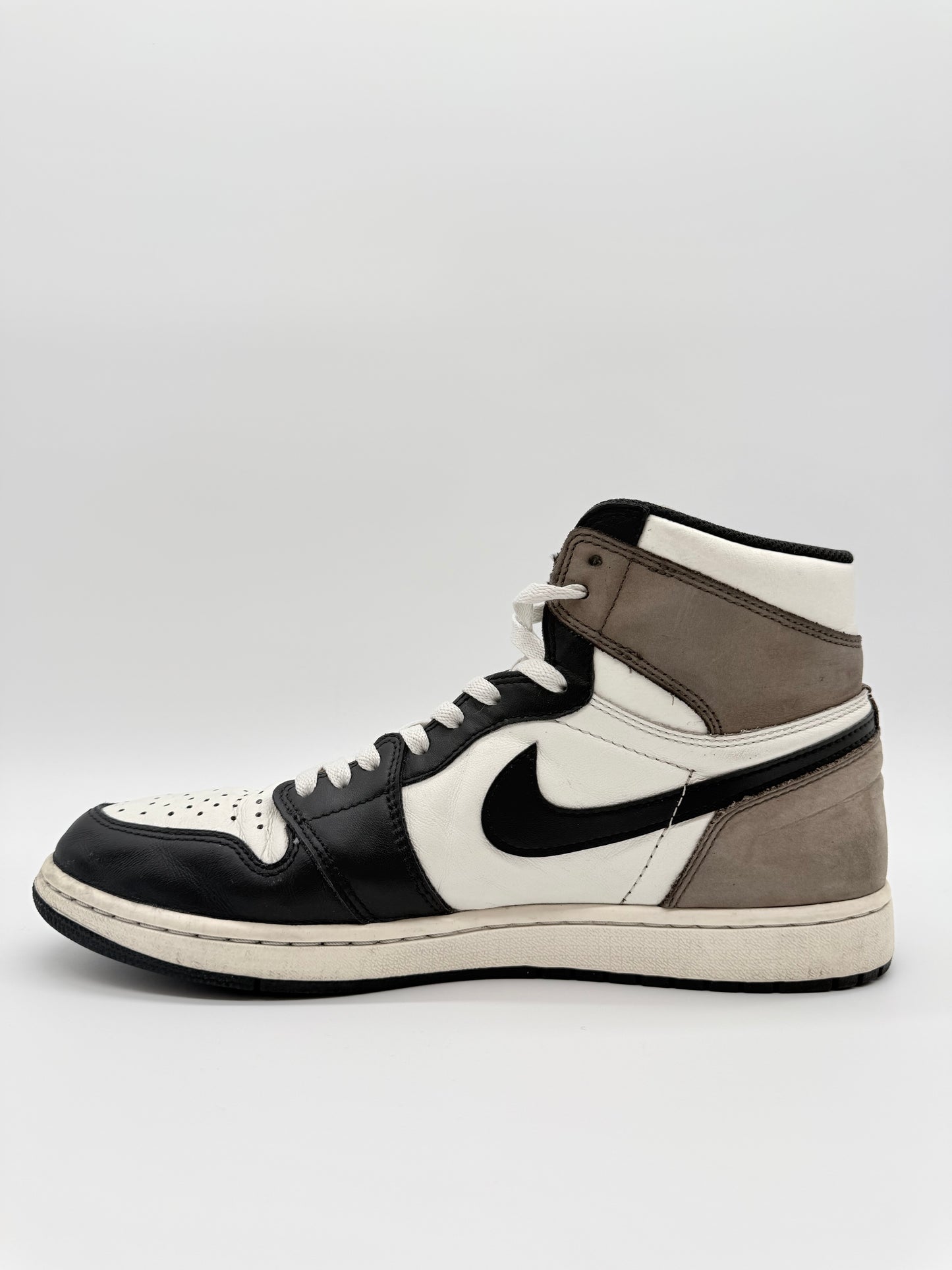 Nike Air Jordan 1 High Dark Mocha