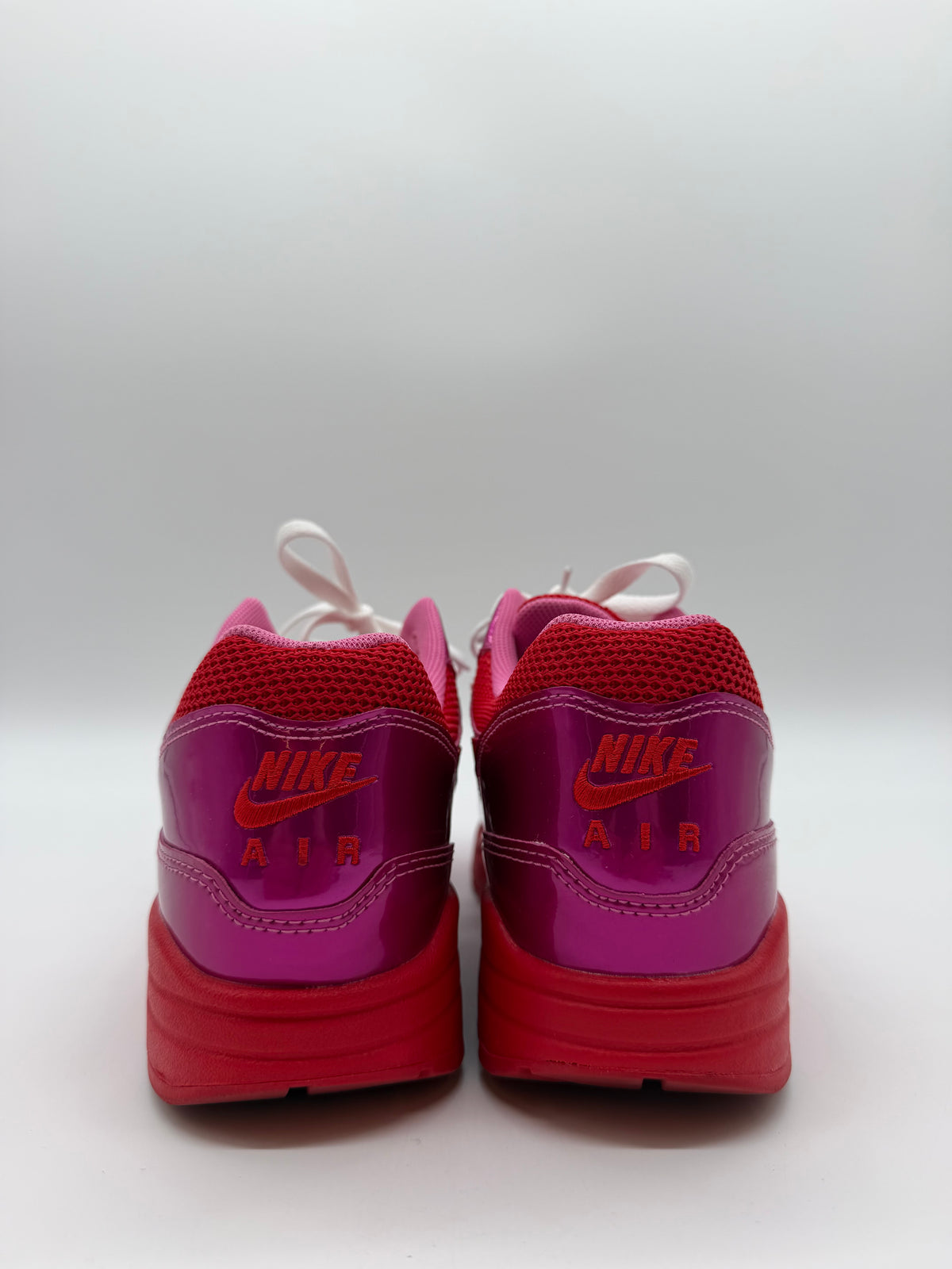 NIke Air Max 1 Valentine Pink
