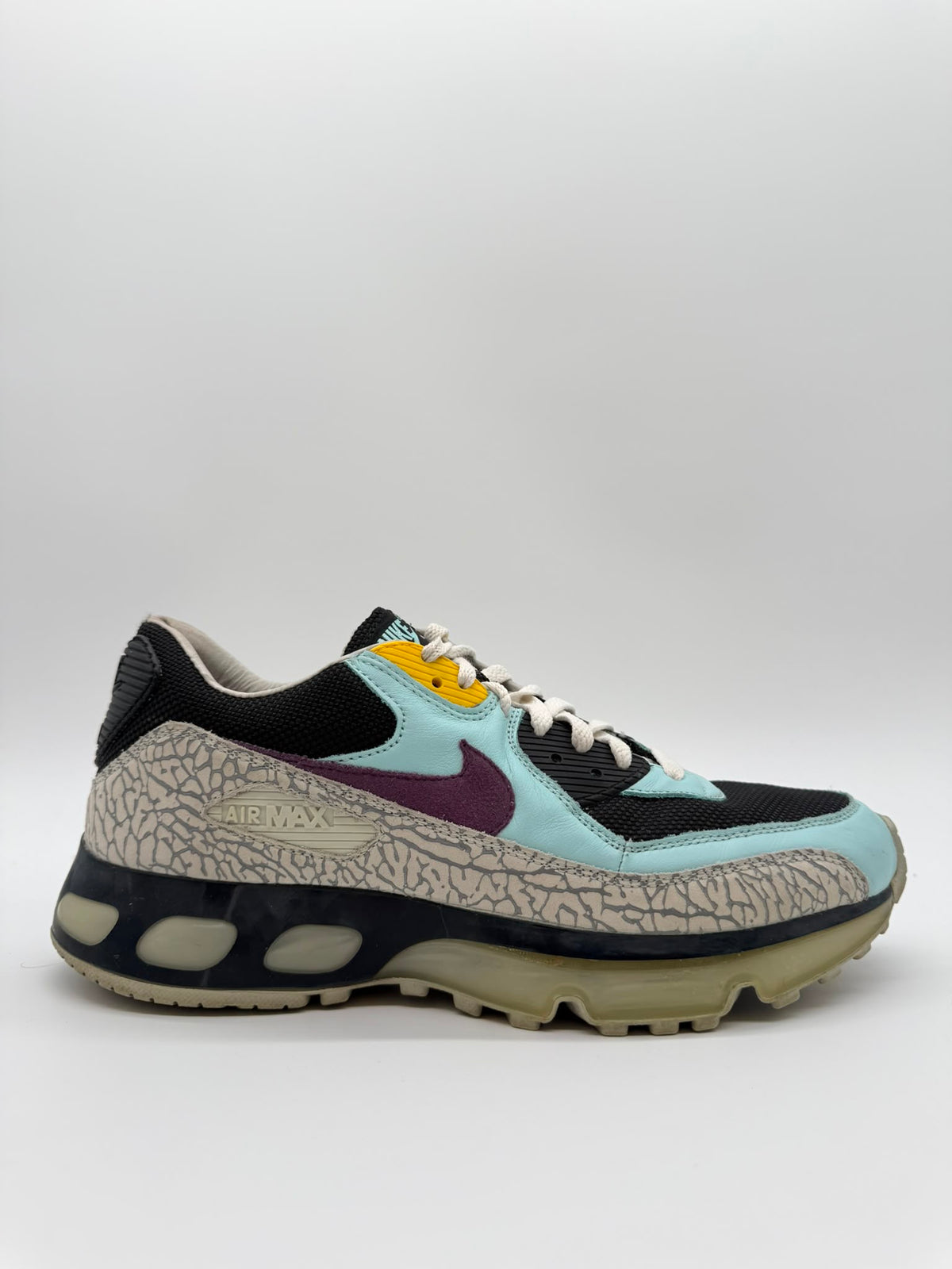 Nike Air Max 90 360 One Time Only Clerks