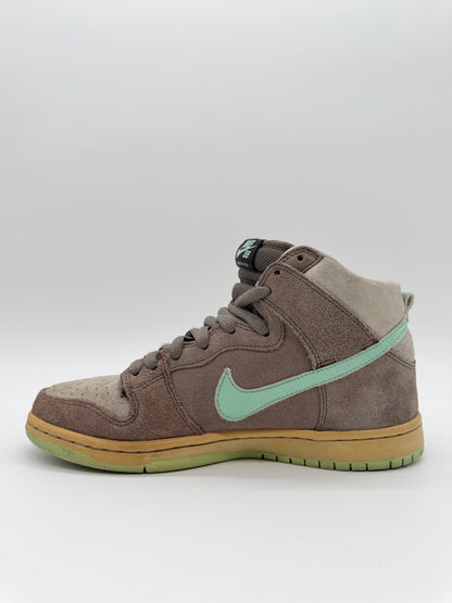 Nike SB Dunk High Soft Grey Mint