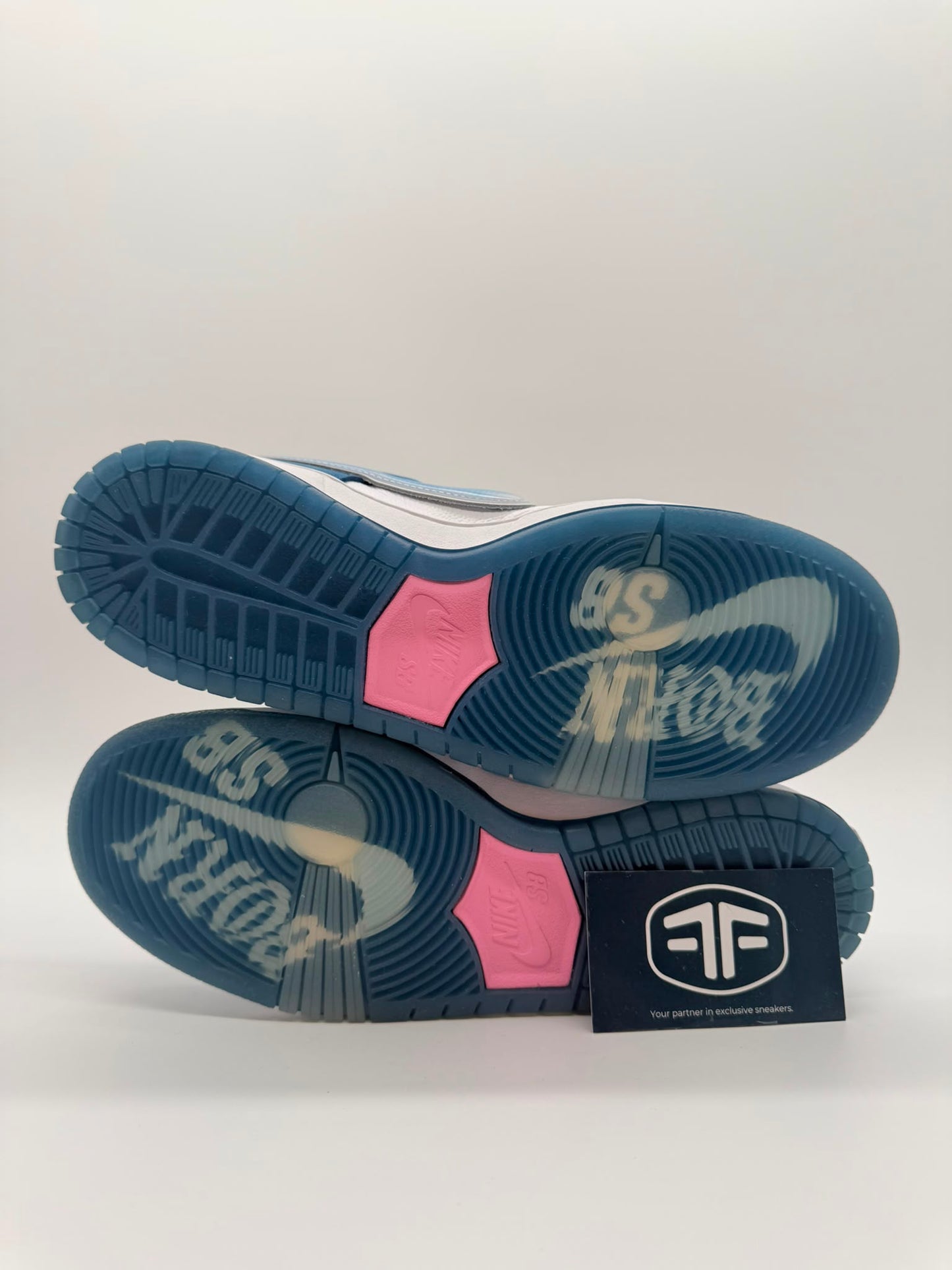 Nike SB Dunk Born & Raised