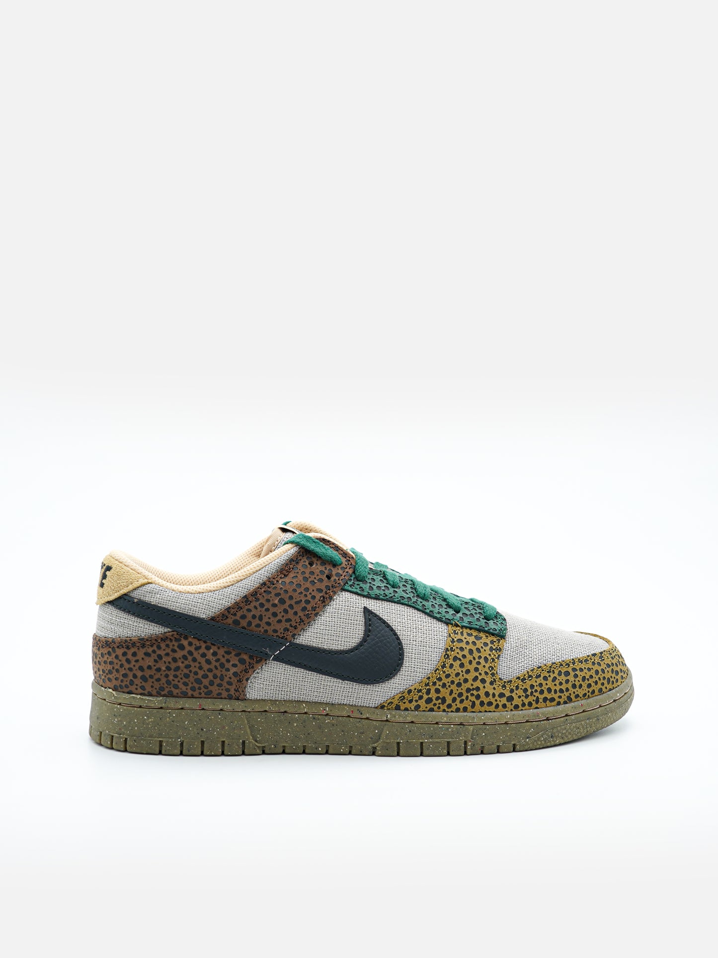 Nike Dunk Low Safari Golden Moss