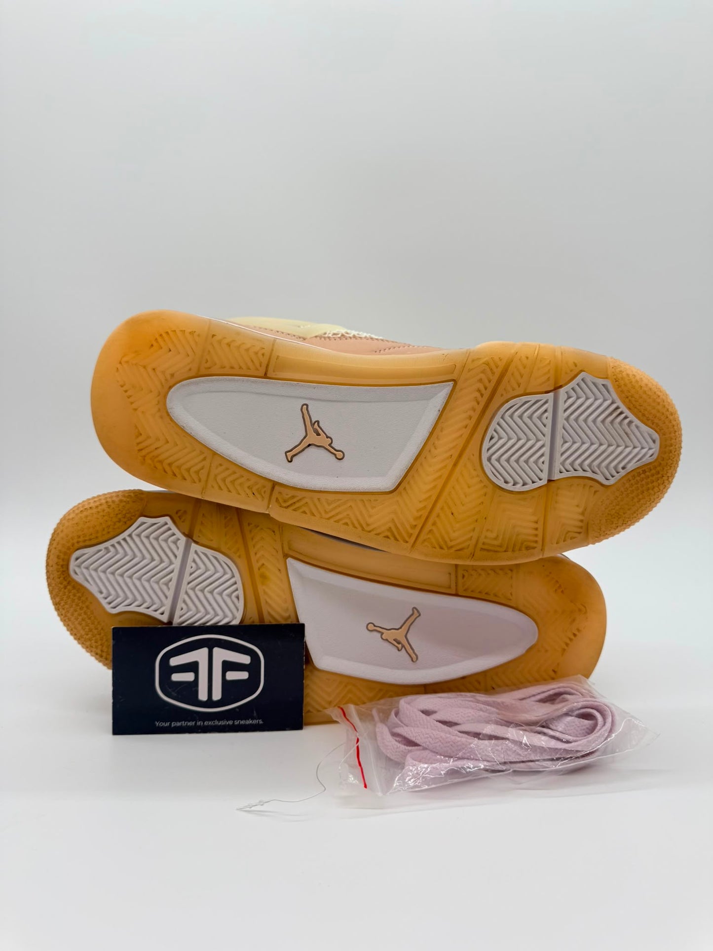 Jordan 4 Retro Shimmer