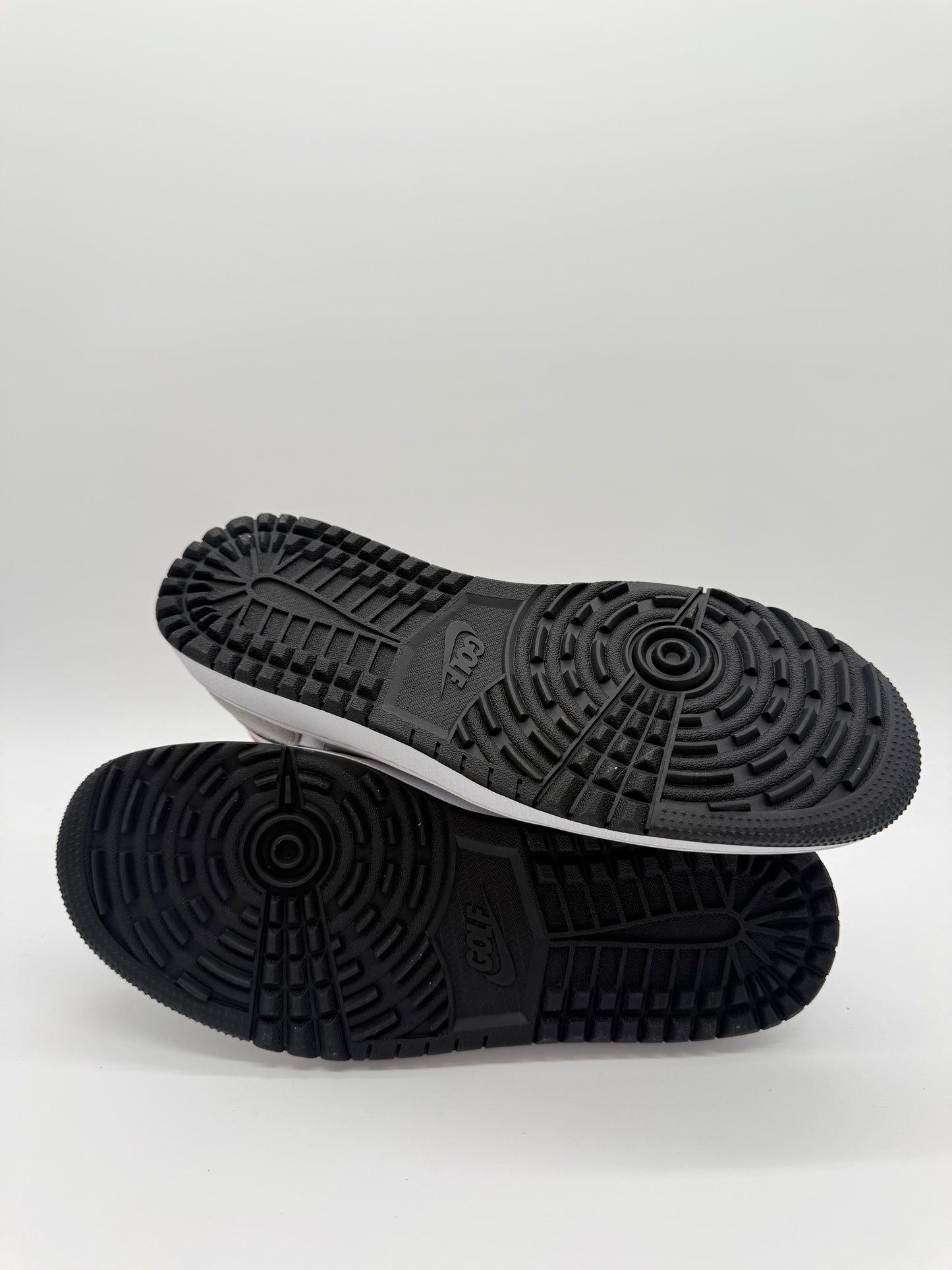 Nike Jordan 1 Golf smoke grey sample