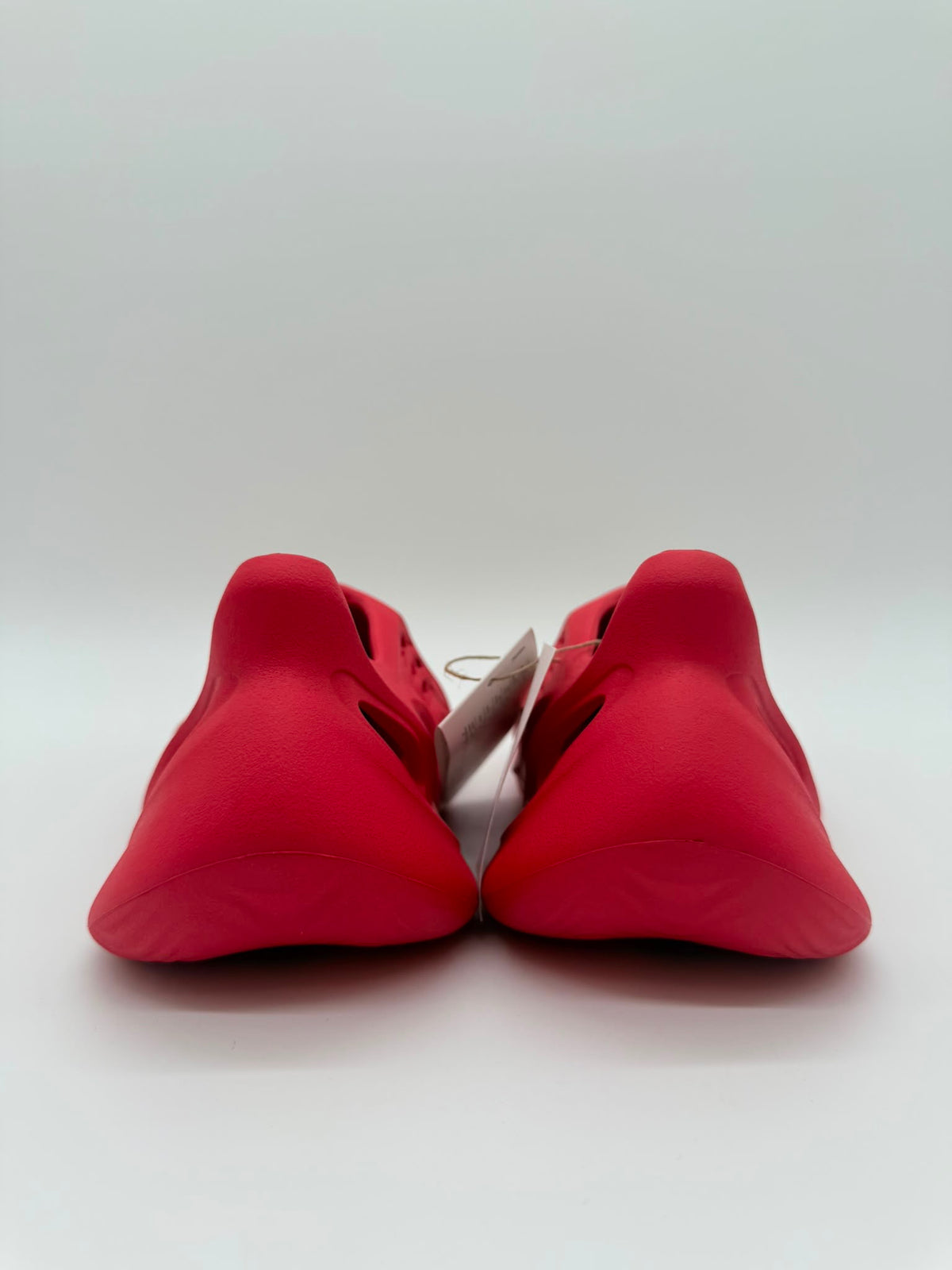 Adidas Yeezy Foam RNNR Vermillion