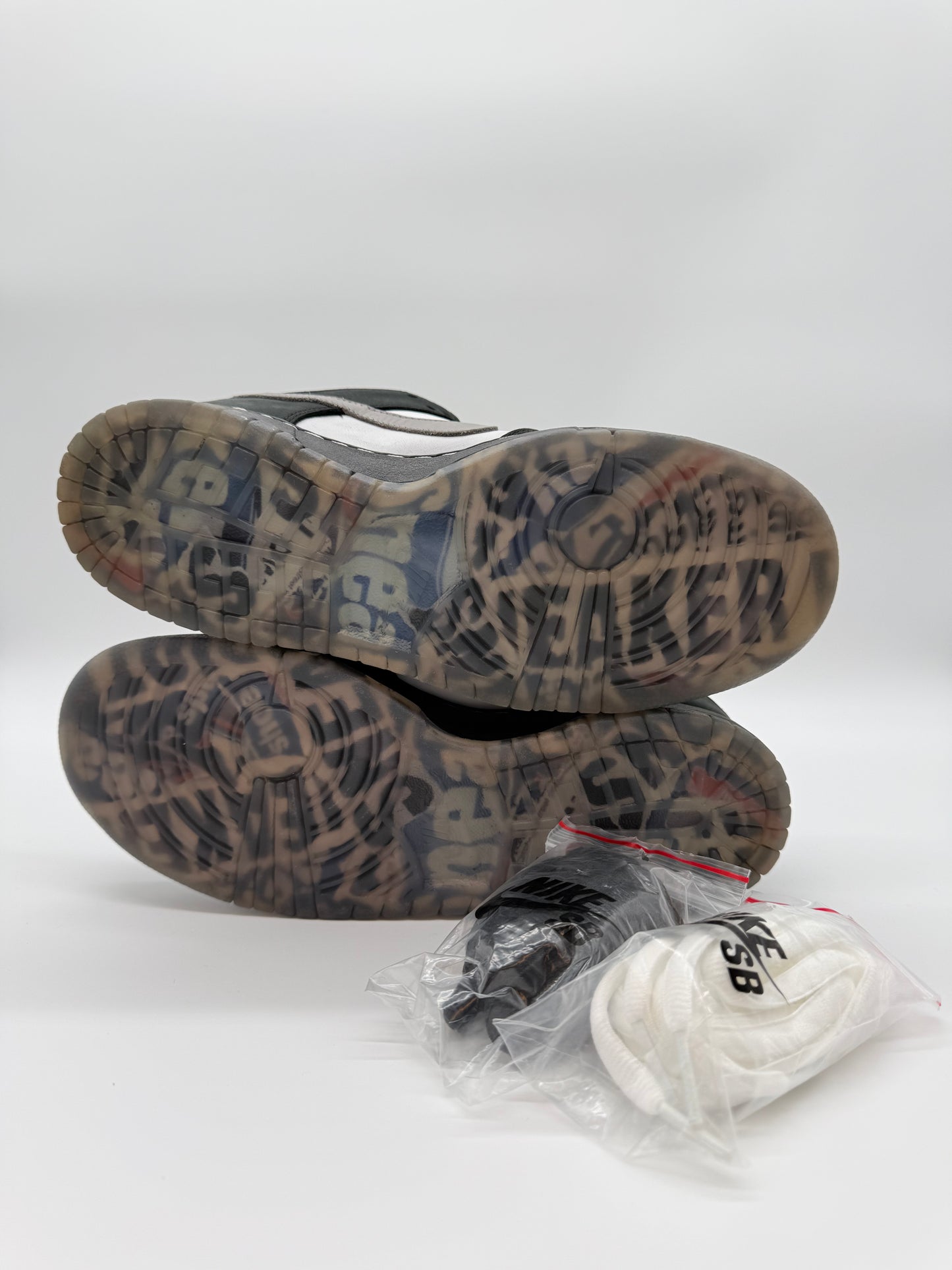 Nike SB Dunk Low Jeff Staple Signed Panda Pigeon