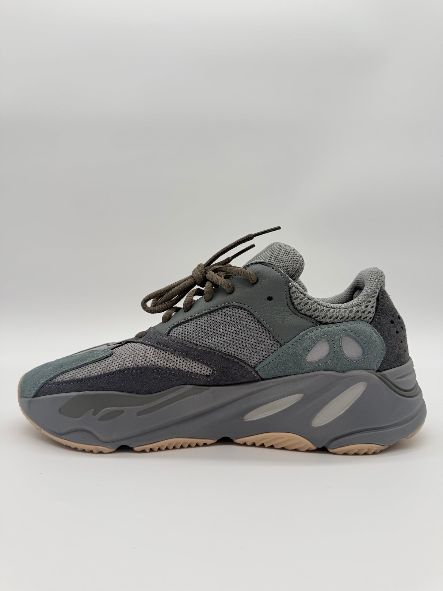 Yeezy Boost 700 V1 Teal Blue