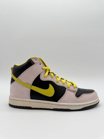 Nike SB Dunk HighMiss Piggy