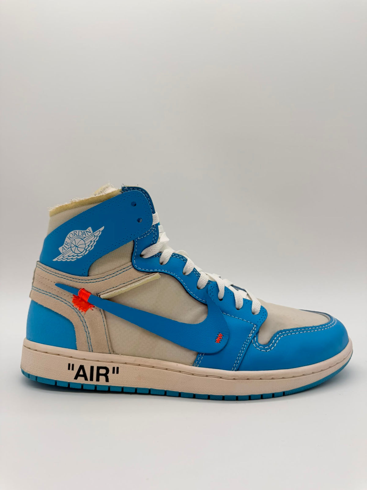 Jordan 1 Retro High Off-White UNC