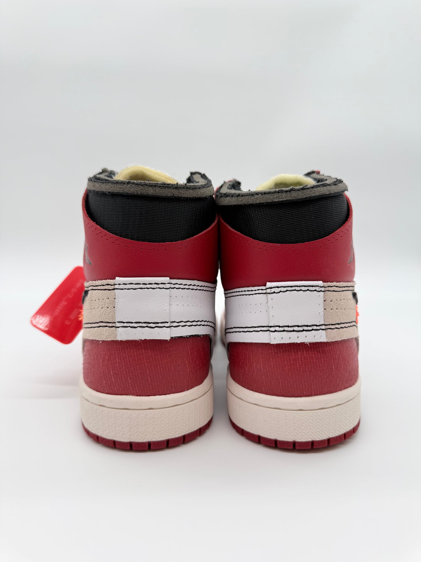 Nike Air Jordan 1 x Off-White 'Chicago'