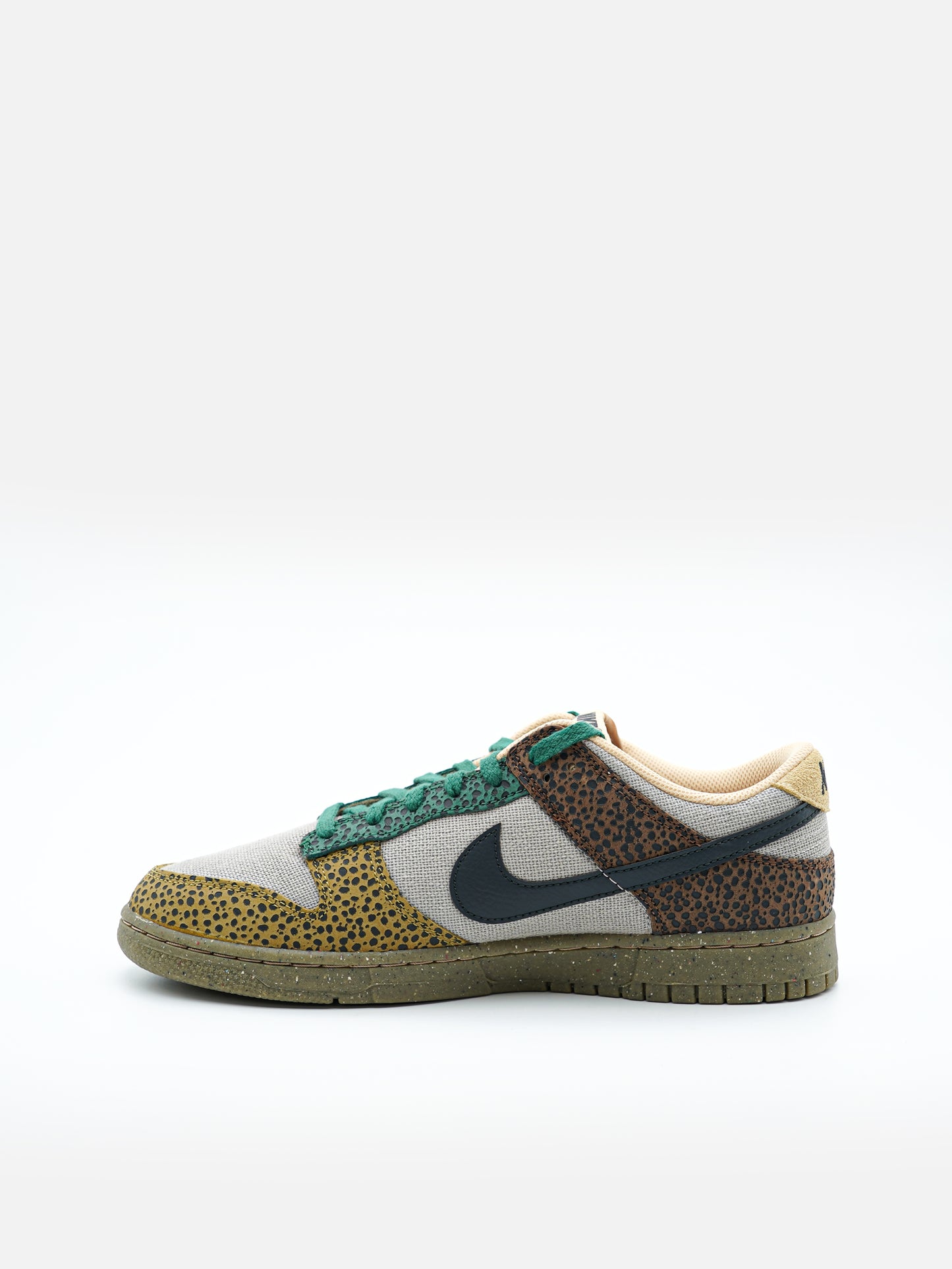 Nike Dunk Low Safari Golden Moss