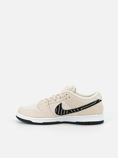 Nike SB Dunk Low Albino & Preto - FLIPPR