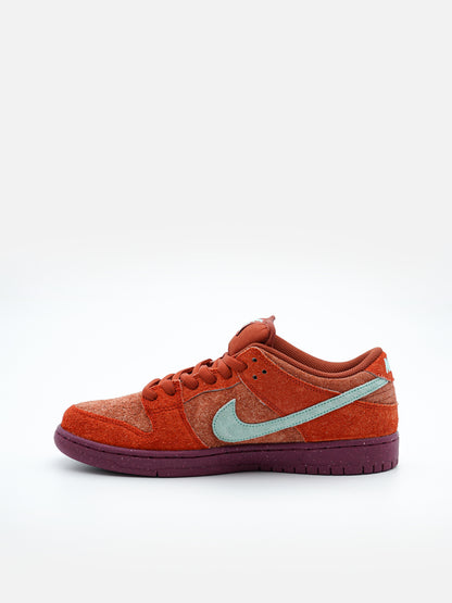 Nike SB Dunk Low Mystic Red Rosewood - FLIPPR
