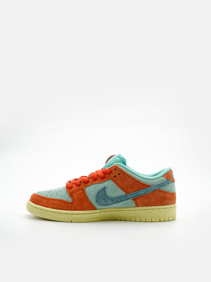 Nike SB Dunk Low Orange Emerald Rise - FLIPPR
