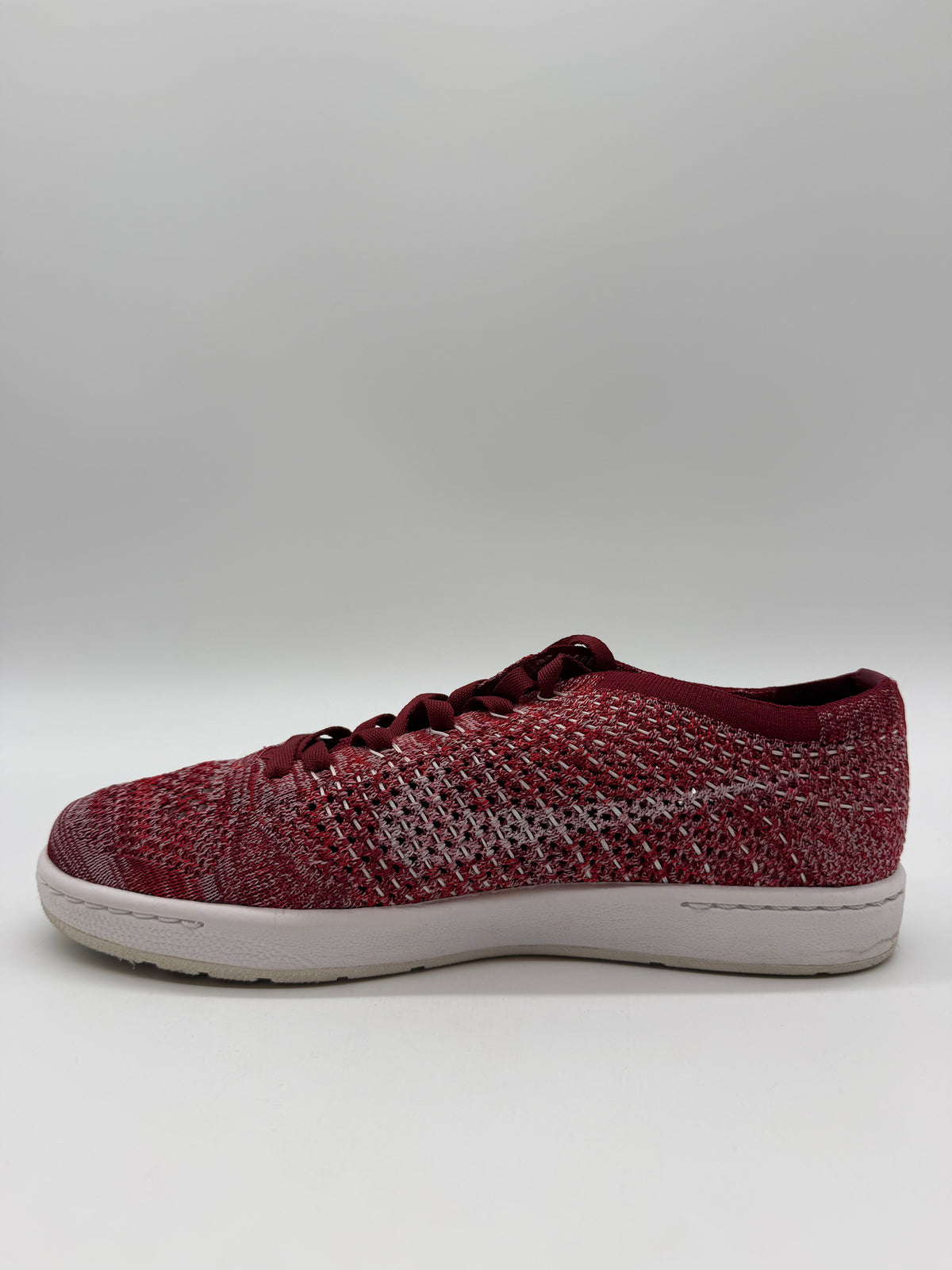 Nike W Tennis Classic Ultra Flyknit Red