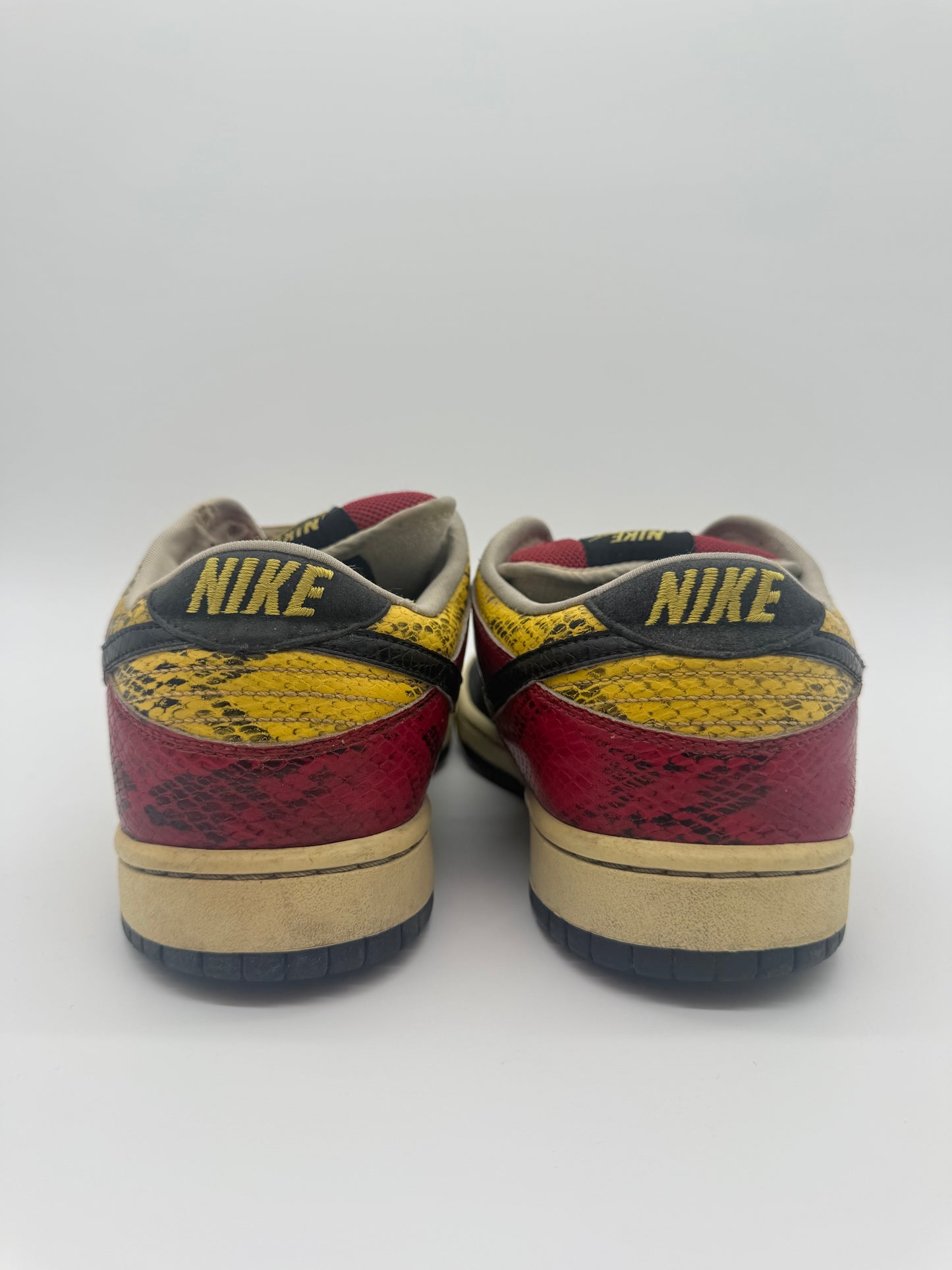 Nike SB Dunk Low Coral Snake
