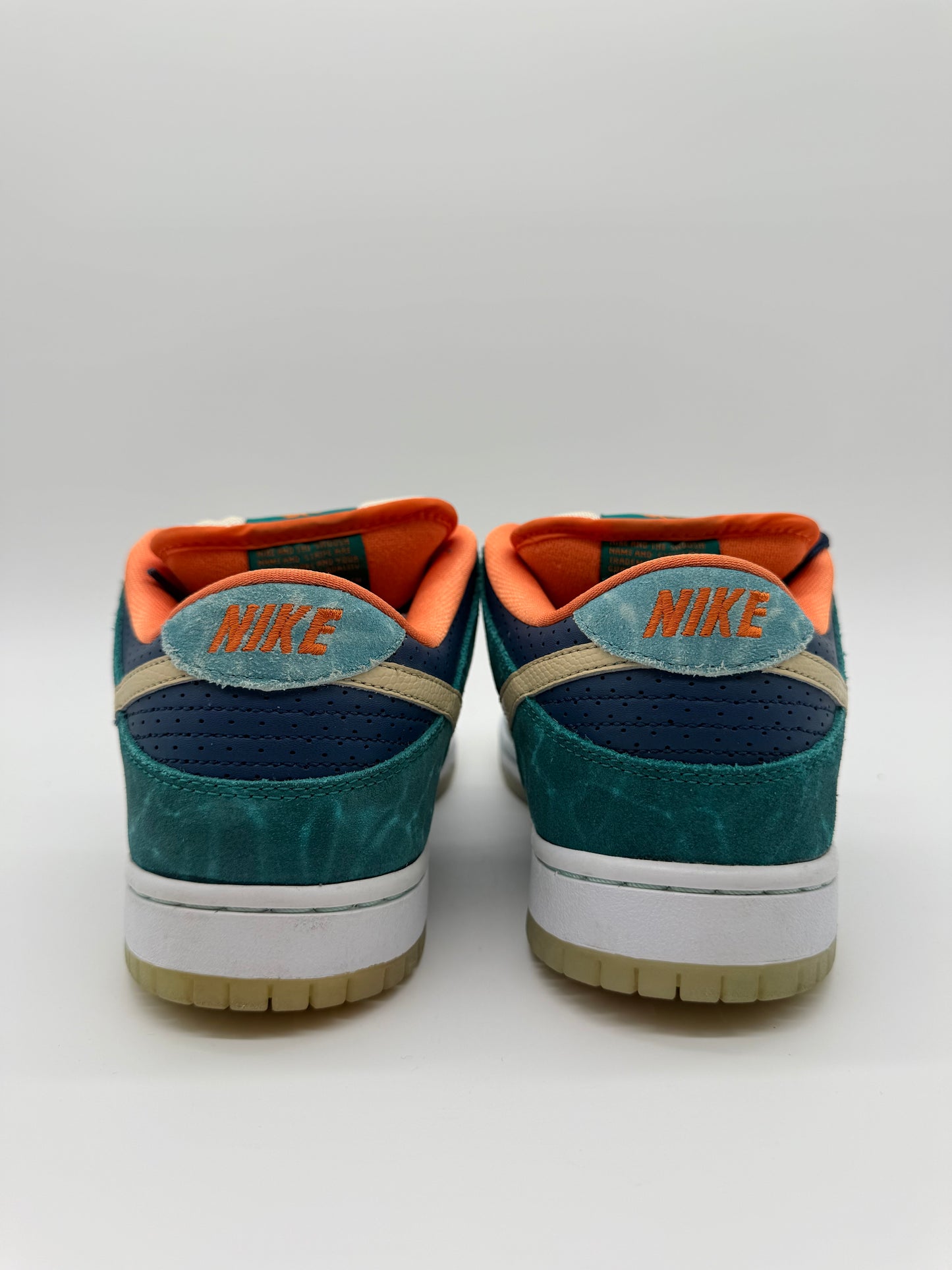 Nike SB Dunk Low MIA Skate Shop