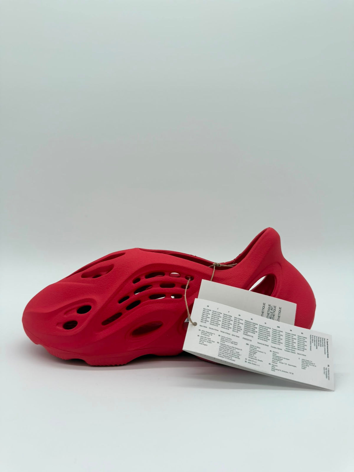 Adidas Yeezy Foam RNNR Vermillion