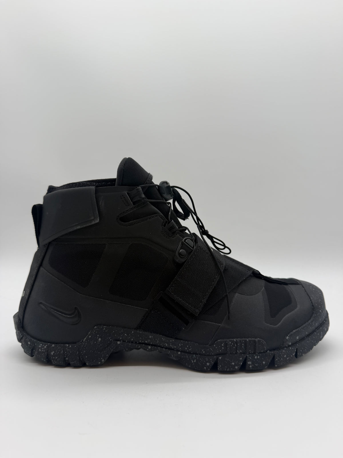 Nike SFB Mountain Undercover