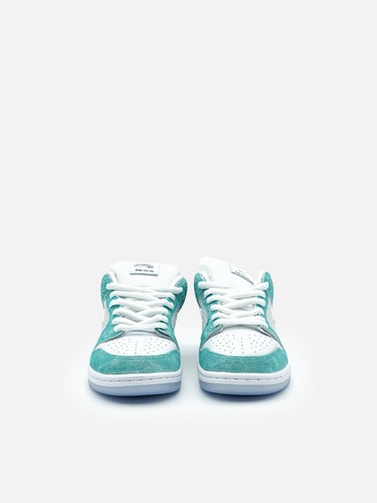 Nike SB Dunk Low April Skateboards - FLIPPR