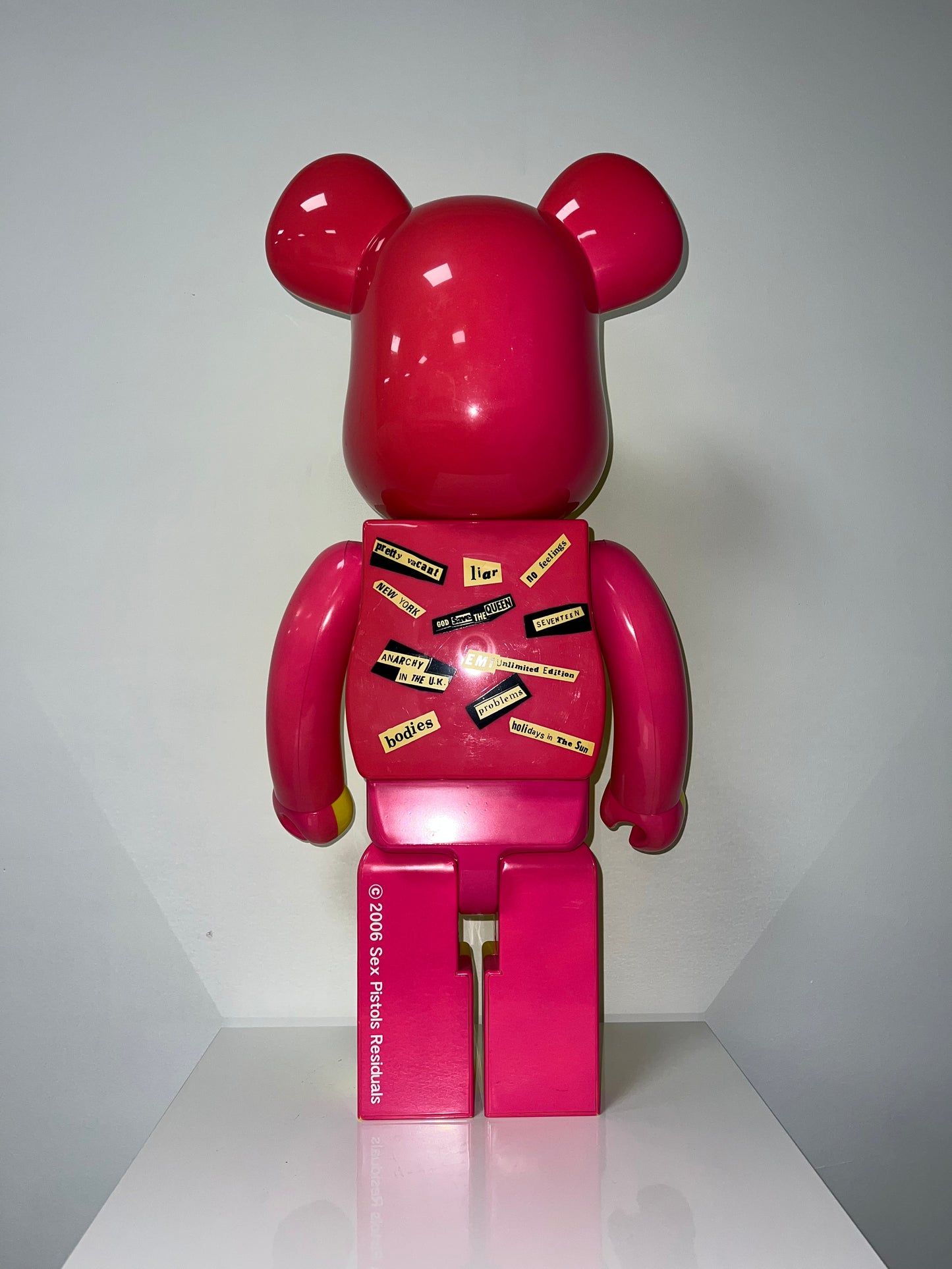 Bearbrick Sex Pistols – “Never Mind the Bollocks” (Yellow) – 2008 - FLIPPR