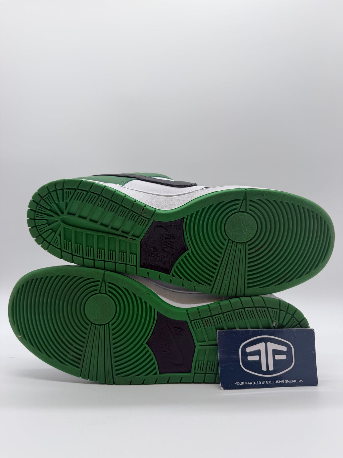 Nike SB Dunk Low Classic Green