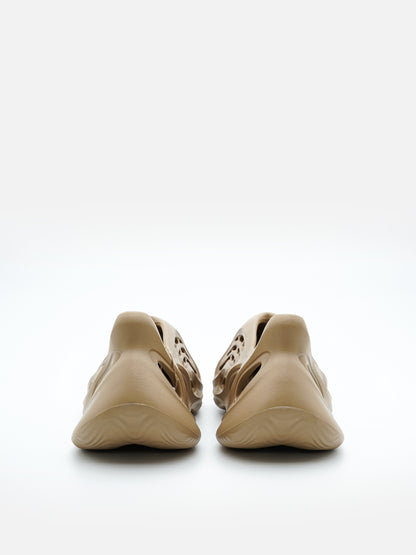 Yeezy Foam Runner Ochre - FLIPPR