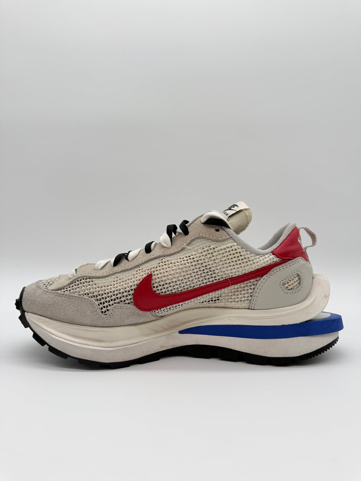 Nike Vaporwaffle Sacai Sport Fuchsia Game Royal