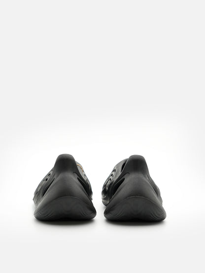 Yeezy Foam Runner Onyx - FLIPPR