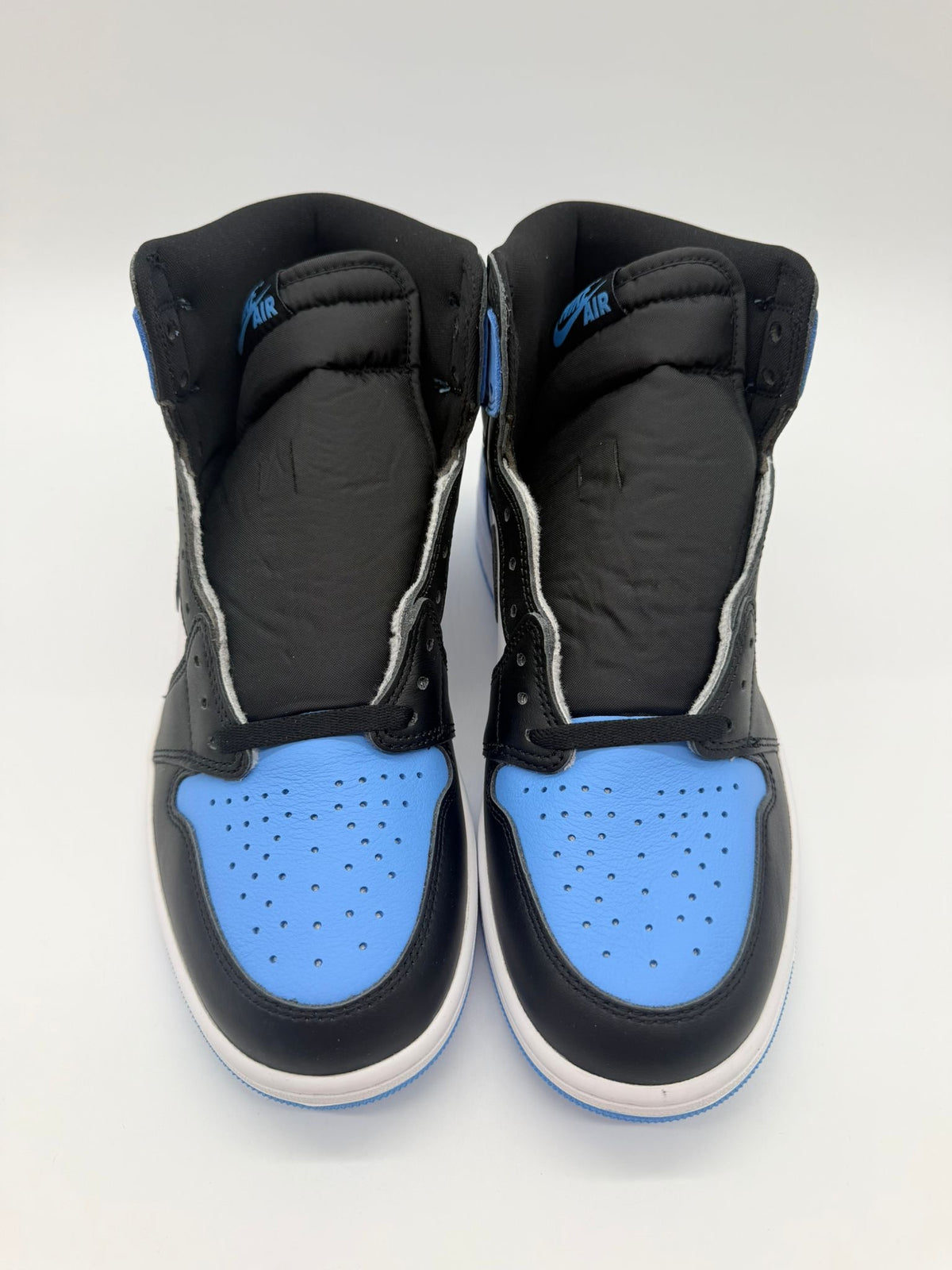 Nike Jordan 1 Retro High OG UNC Toe