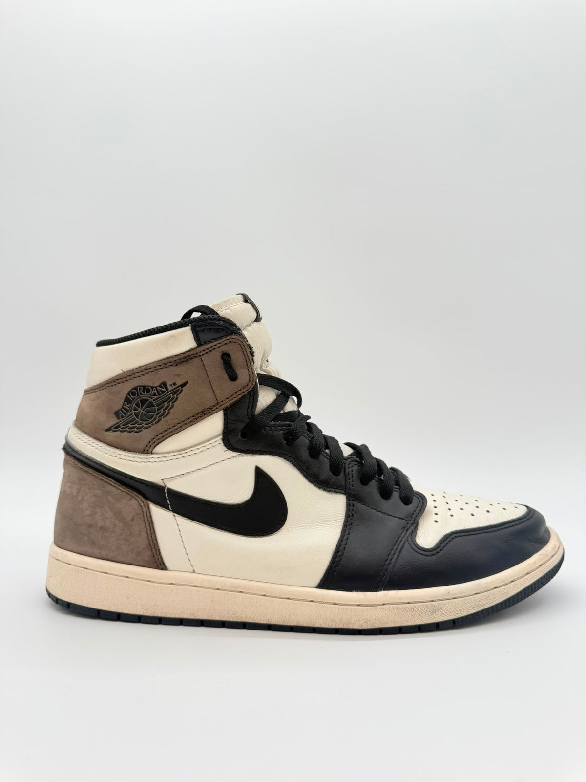 Nike Jordan 1 High Dark Mocha