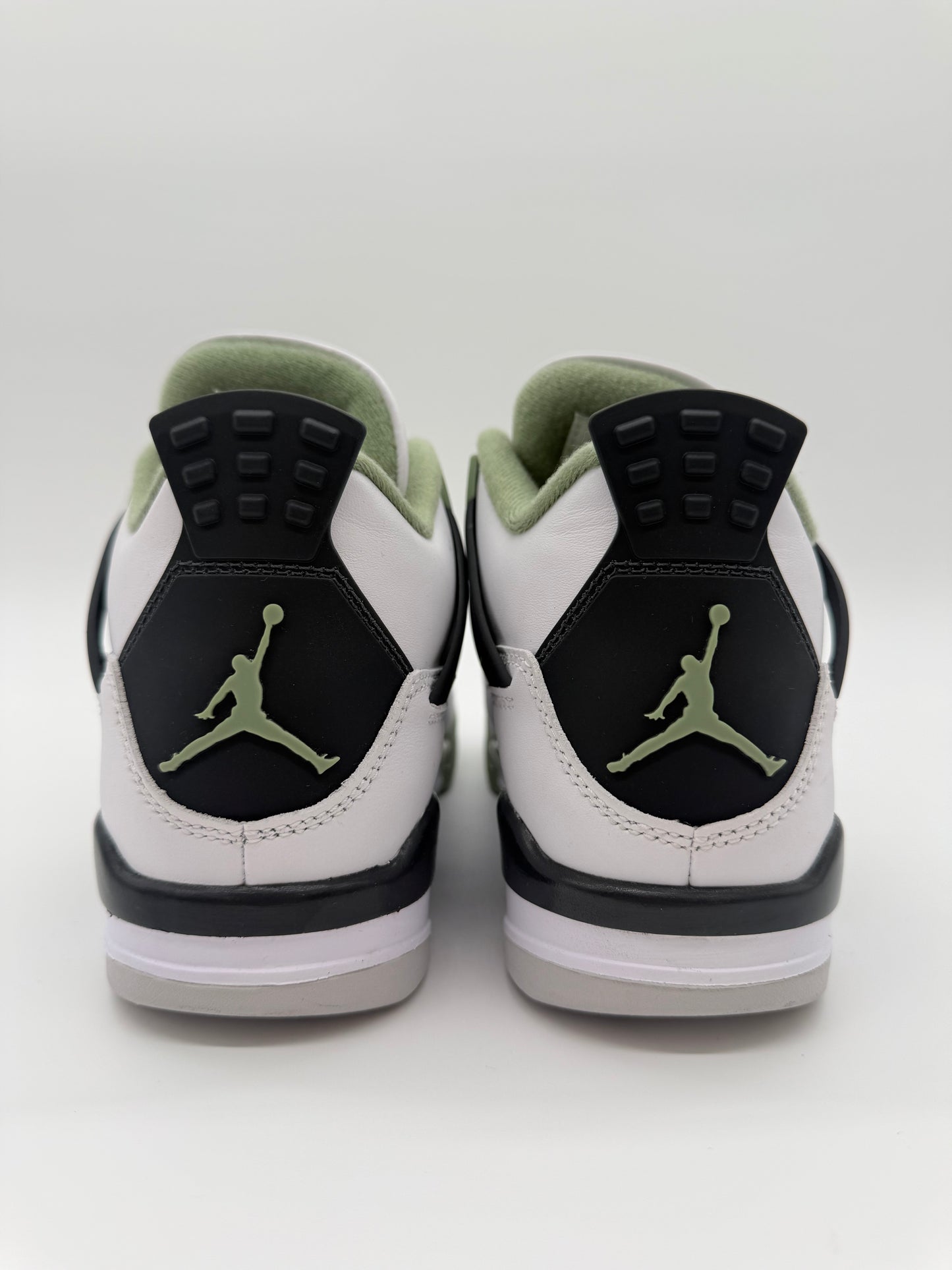 Jordan 4 Retro Seafoam (W)