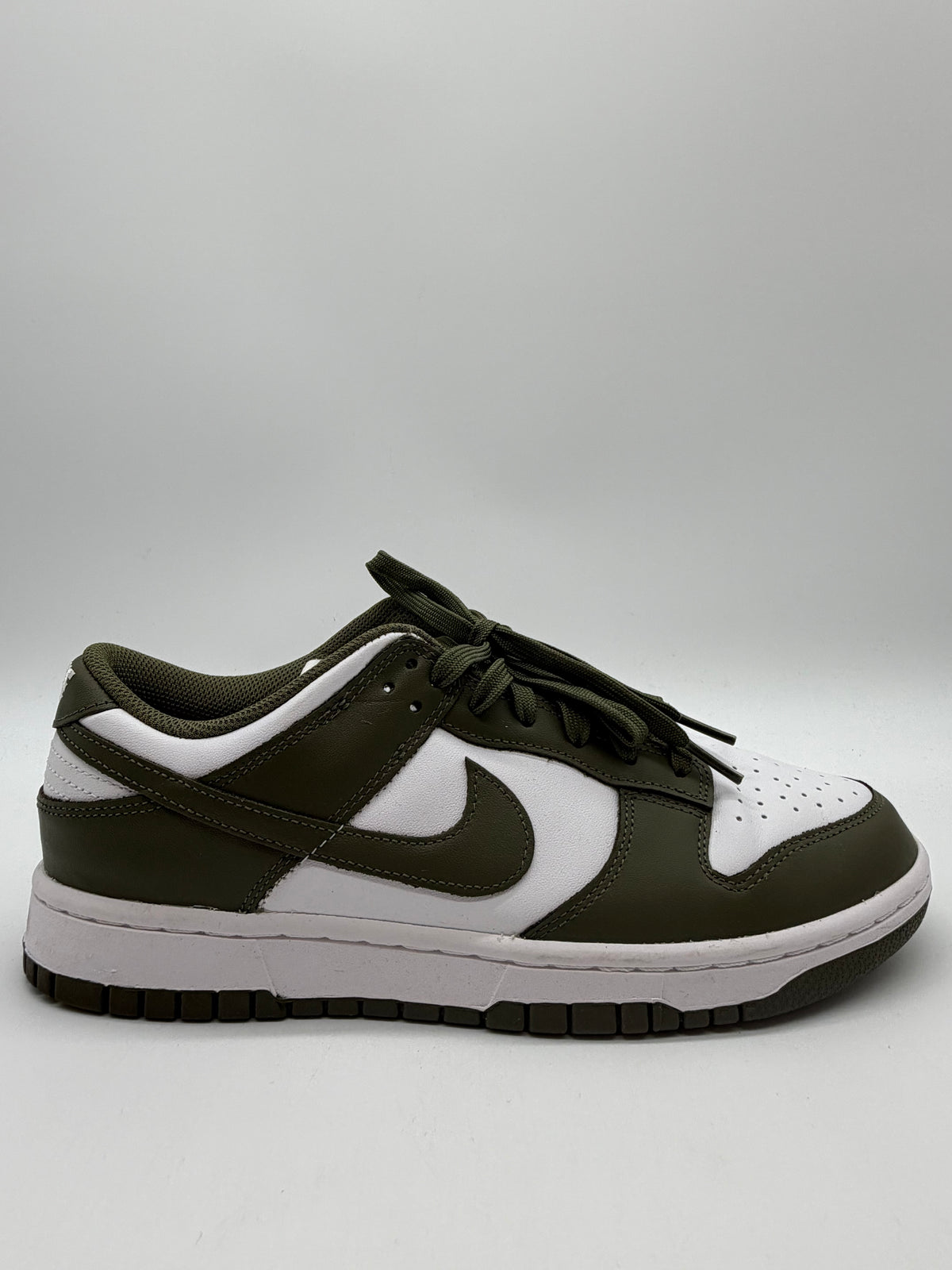 Nike Dunk Low Medium Olive