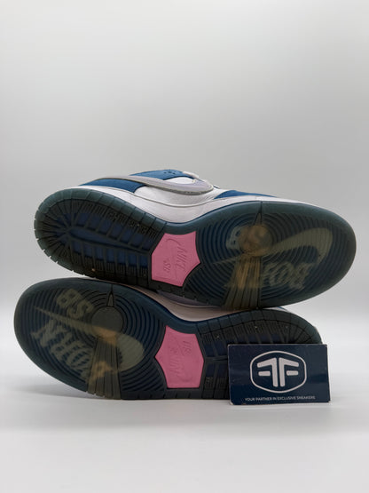 Nike SB Dunk Low Born and Raised
