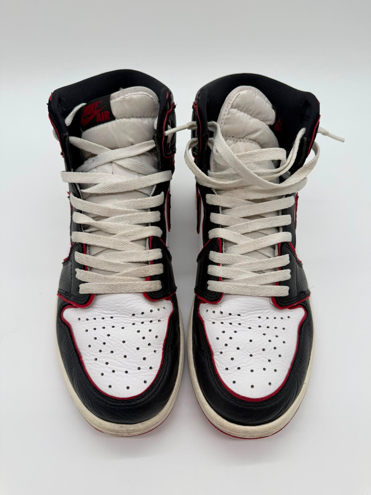 Nike Jordan 1 Retro High Bloodline