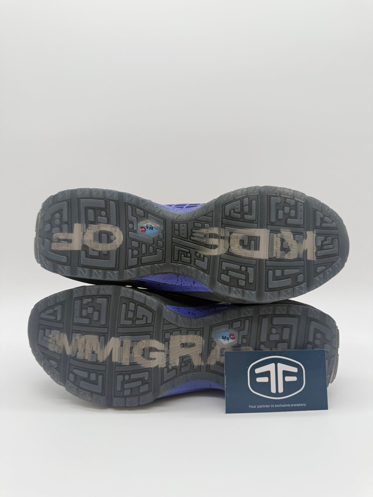 Nike air max SNDR Kids of Immigrants Sundown