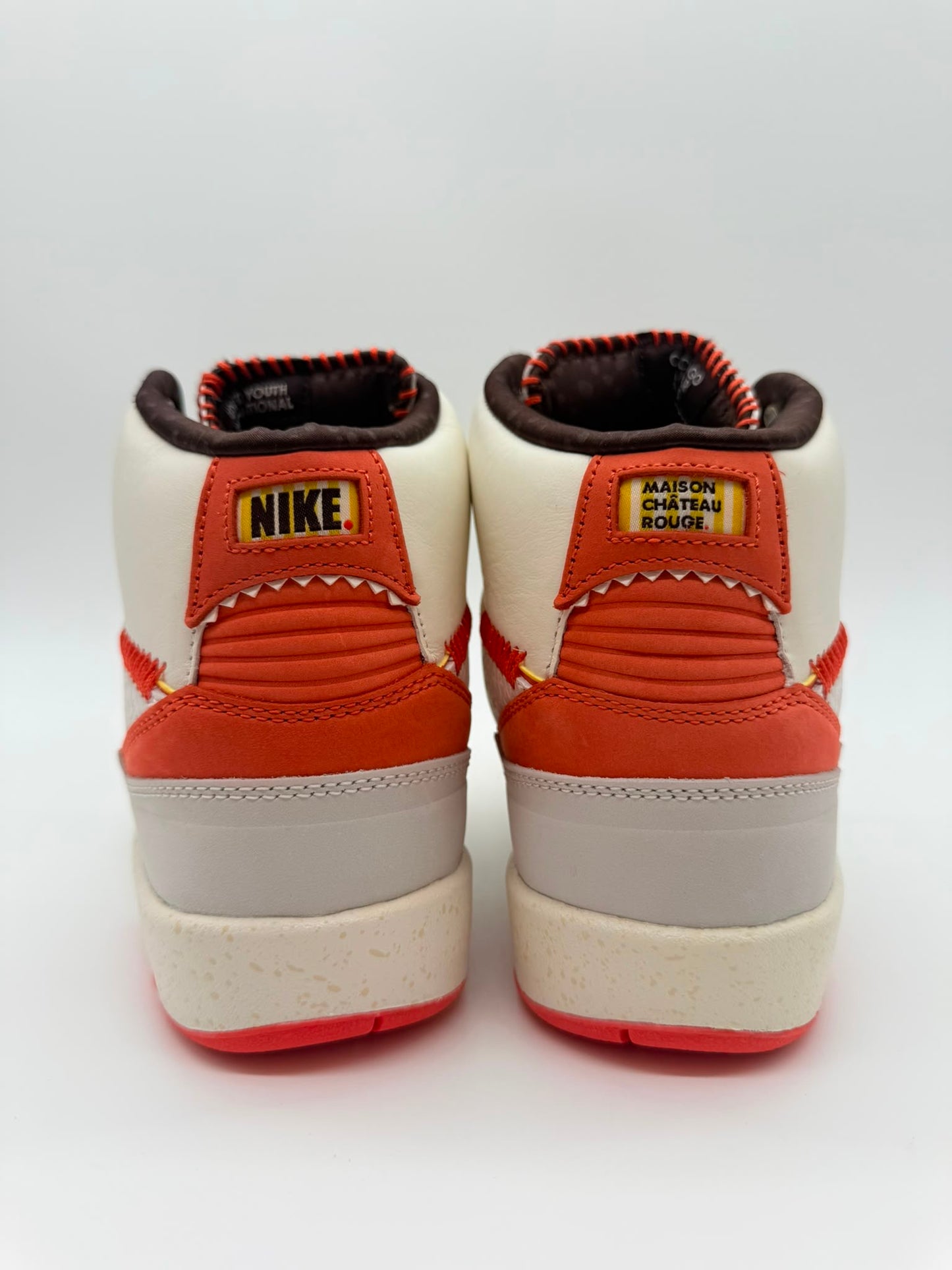 Jordan 2 Retro Maison Chateau Rouge