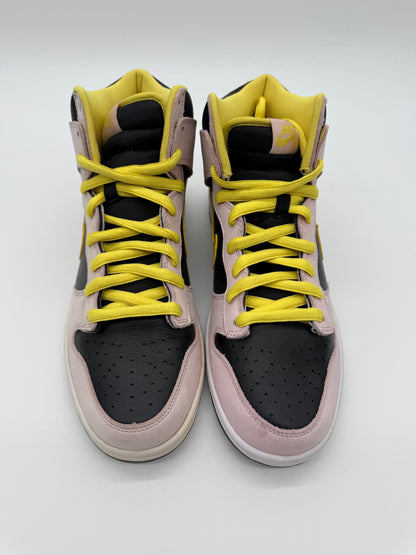 Nike SB Dunk HighMiss Piggy